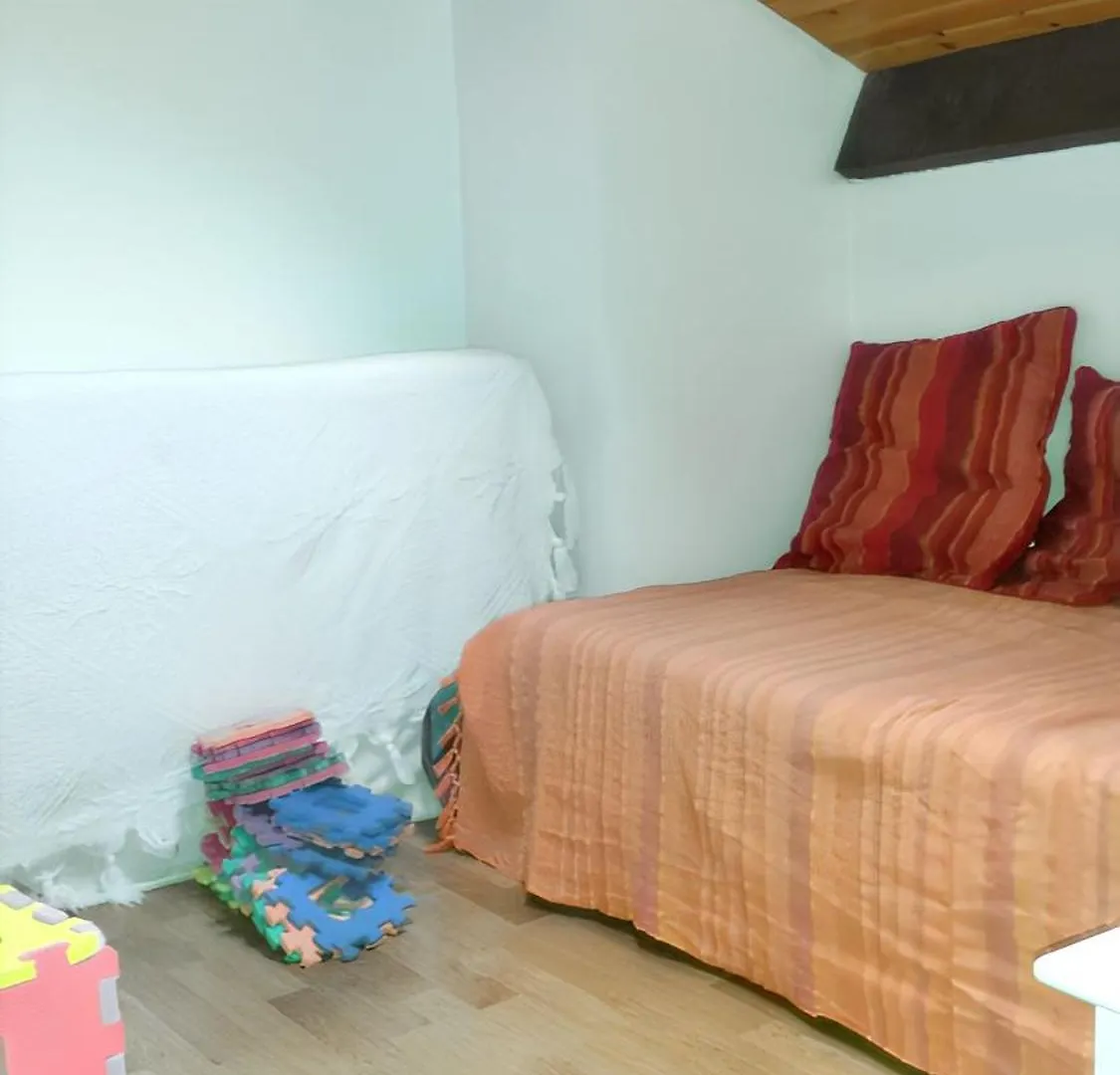 Holiday home Maison Charmante A Coucouron, Vue Montagne, Cheminee